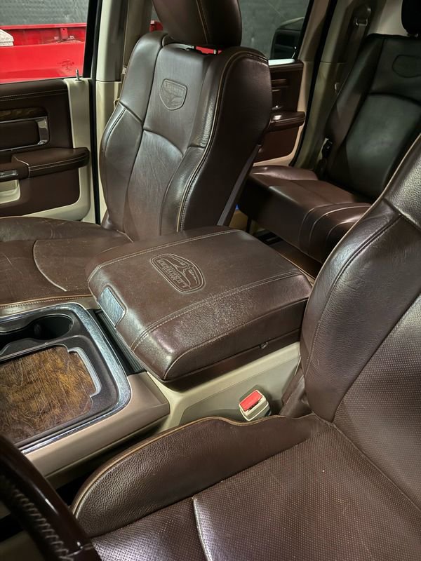 Used 2017 RAM 3500 Laramie Longhorn image 19