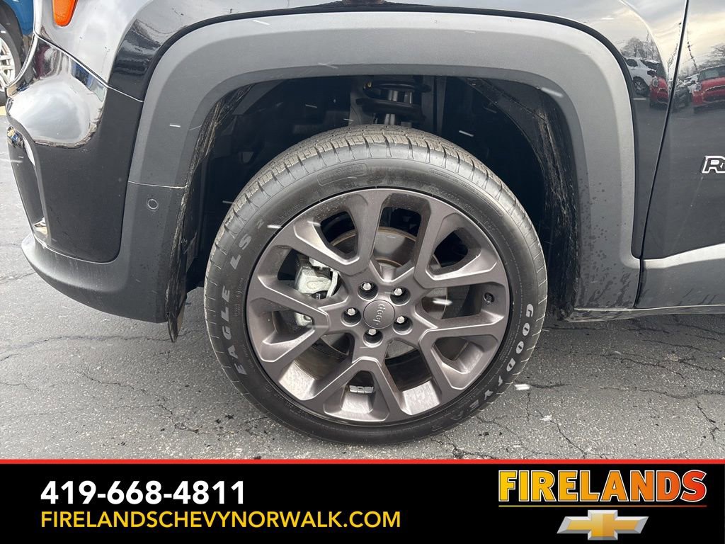 Used 2023 Jeep Renegade Limited w/ Sun/Sound Group image 10