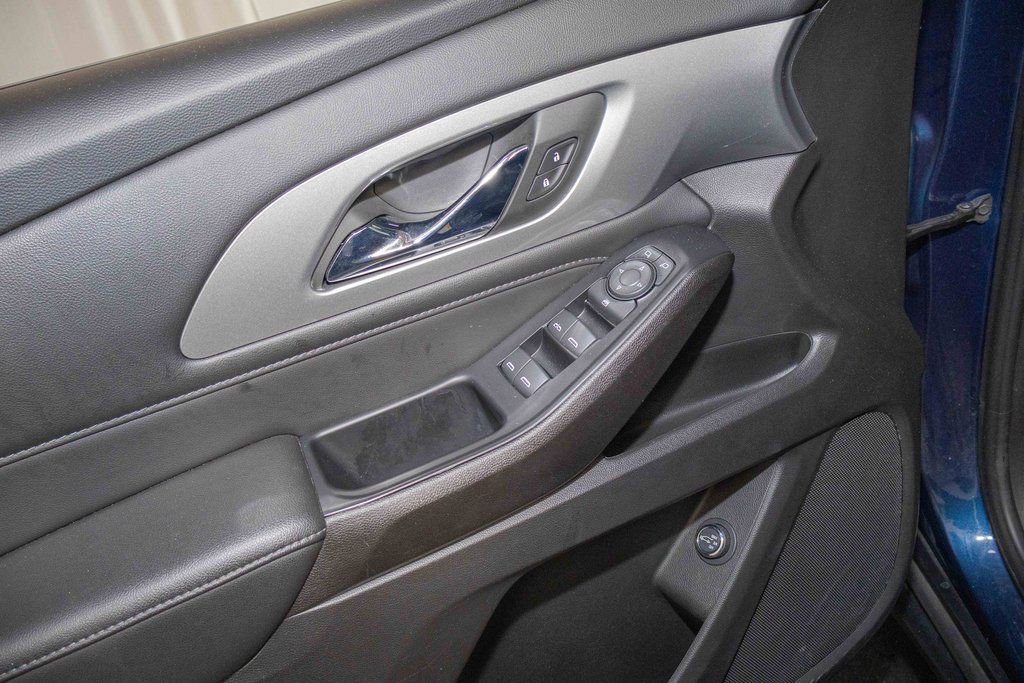 Certified 2023 Chevrolet Traverse LT image 11
