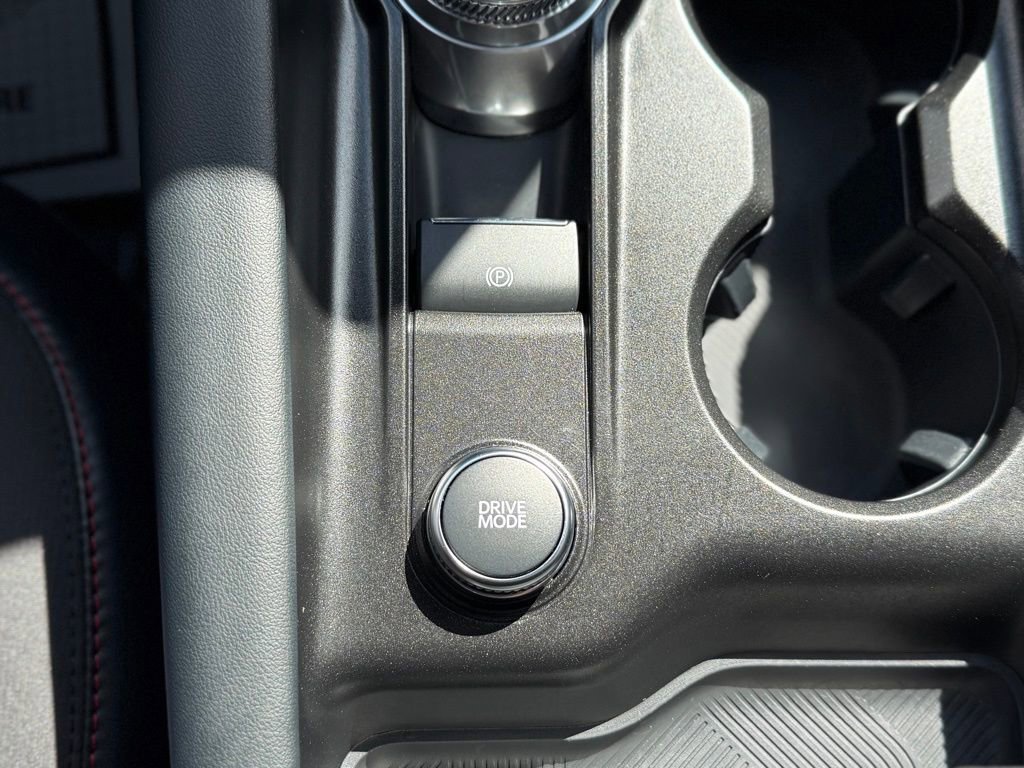 Used 2025 Ford Explorer ST AWD/4WD image 12