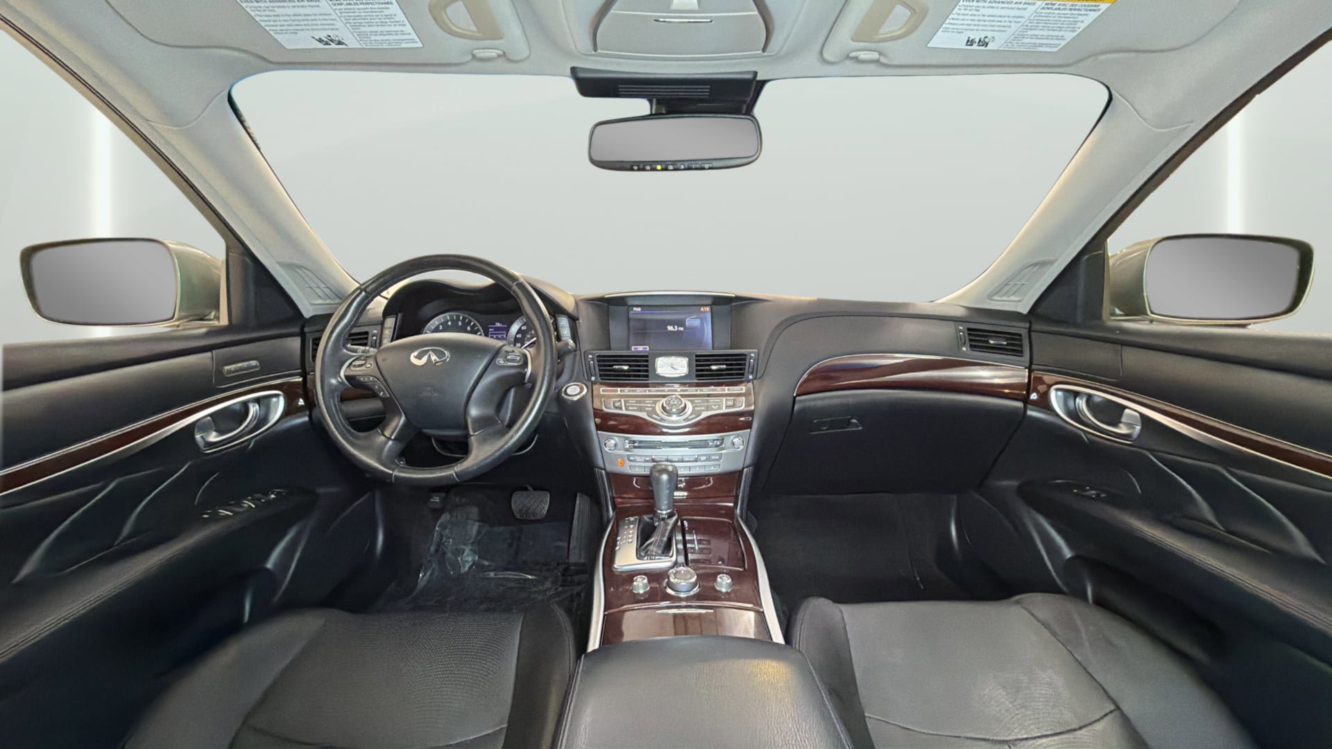 Used 2011 INFINITI M37 w/ Premium Pkg RWD image 31
