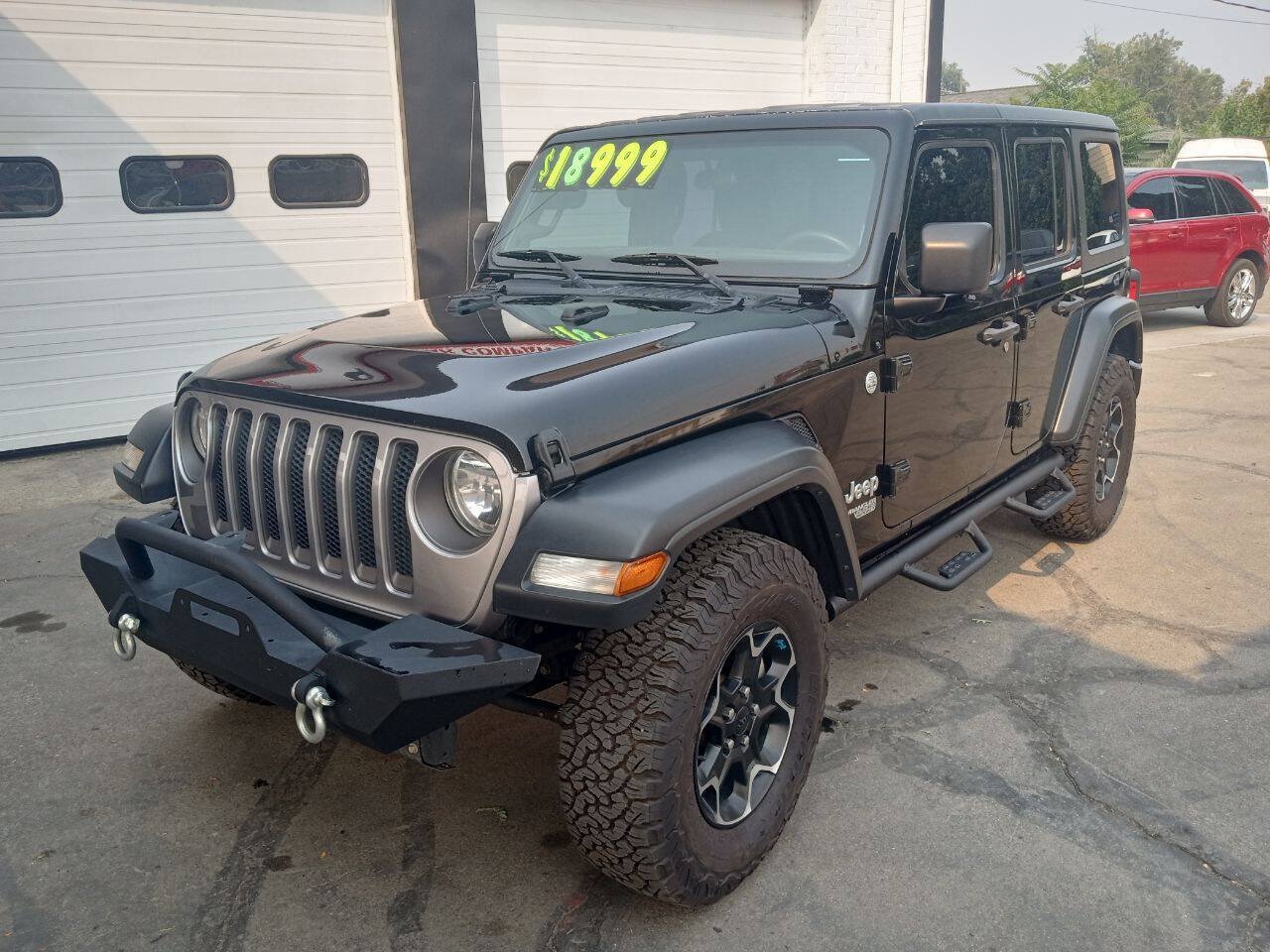 Used 2018 Jeep Wrangler Unlimited Sport AWD/4WD image 2