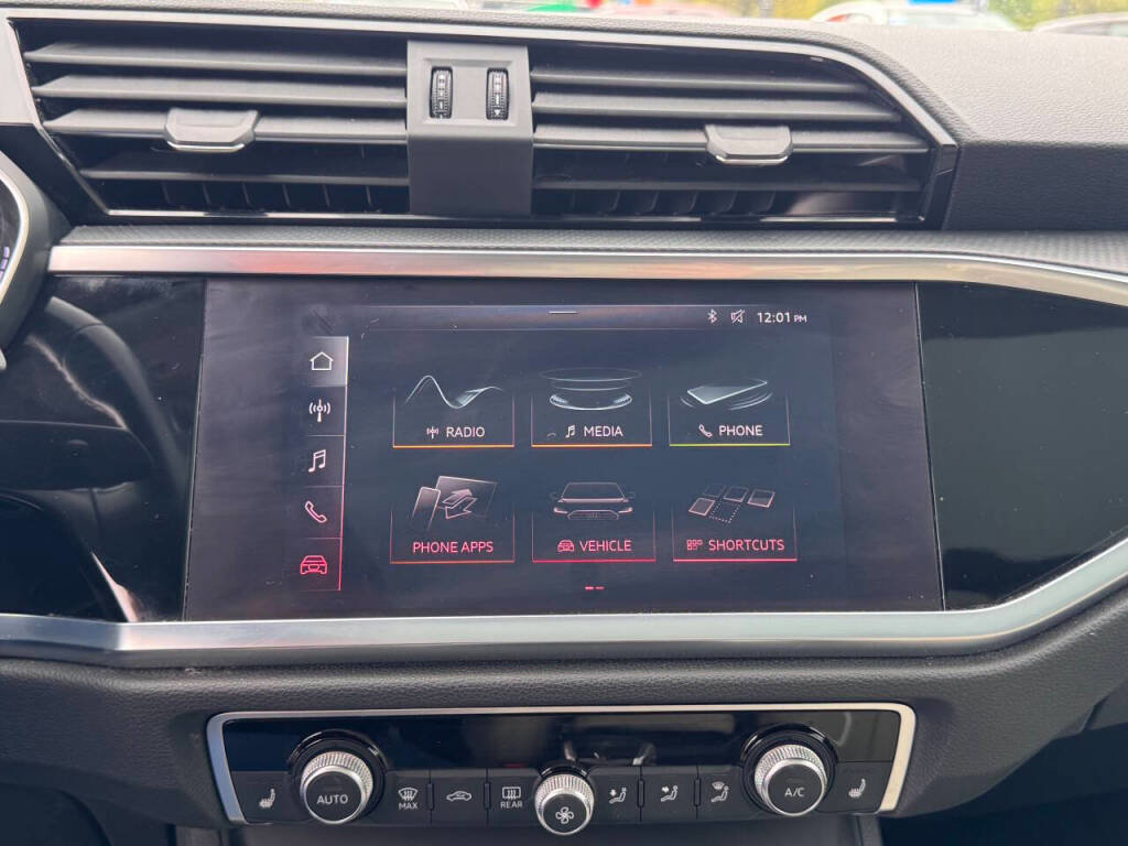 Used 2019 Audi Q3 2.0T Premium w/ Convenience Package image 9