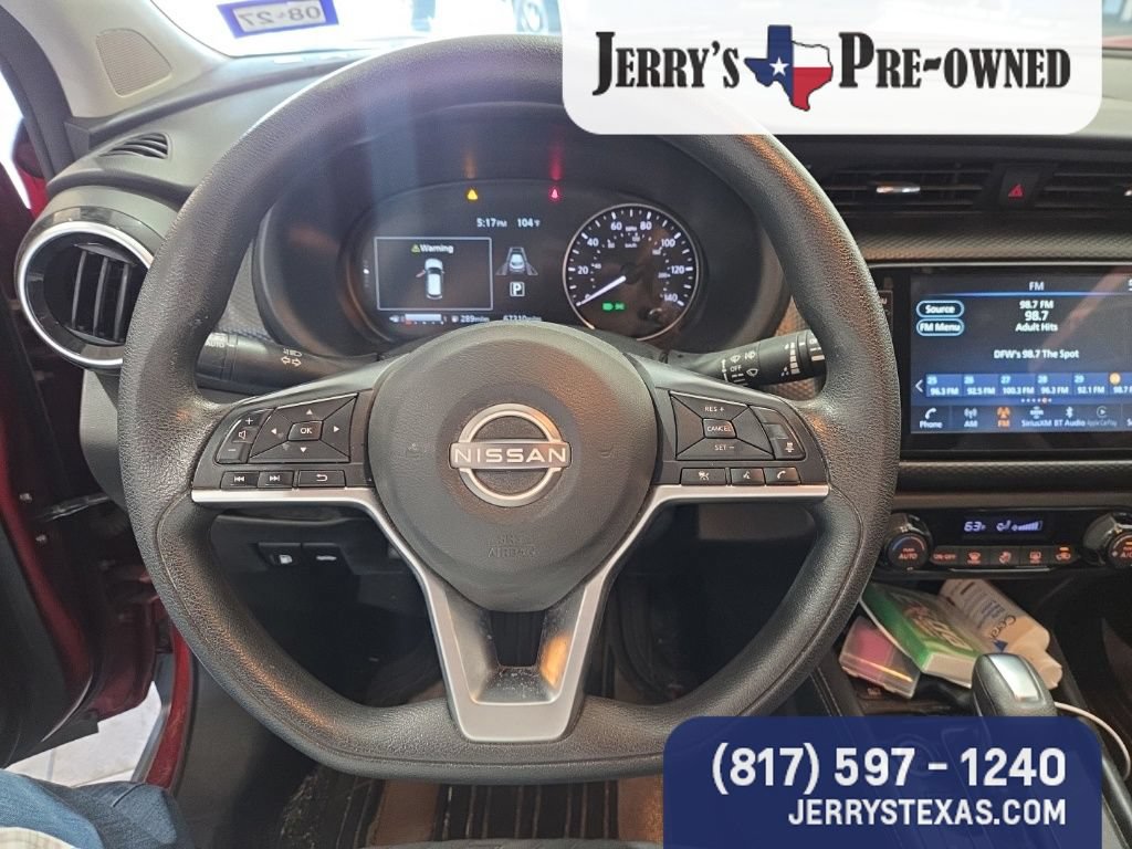 Used 2022 Nissan Kicks SV FWD image 12