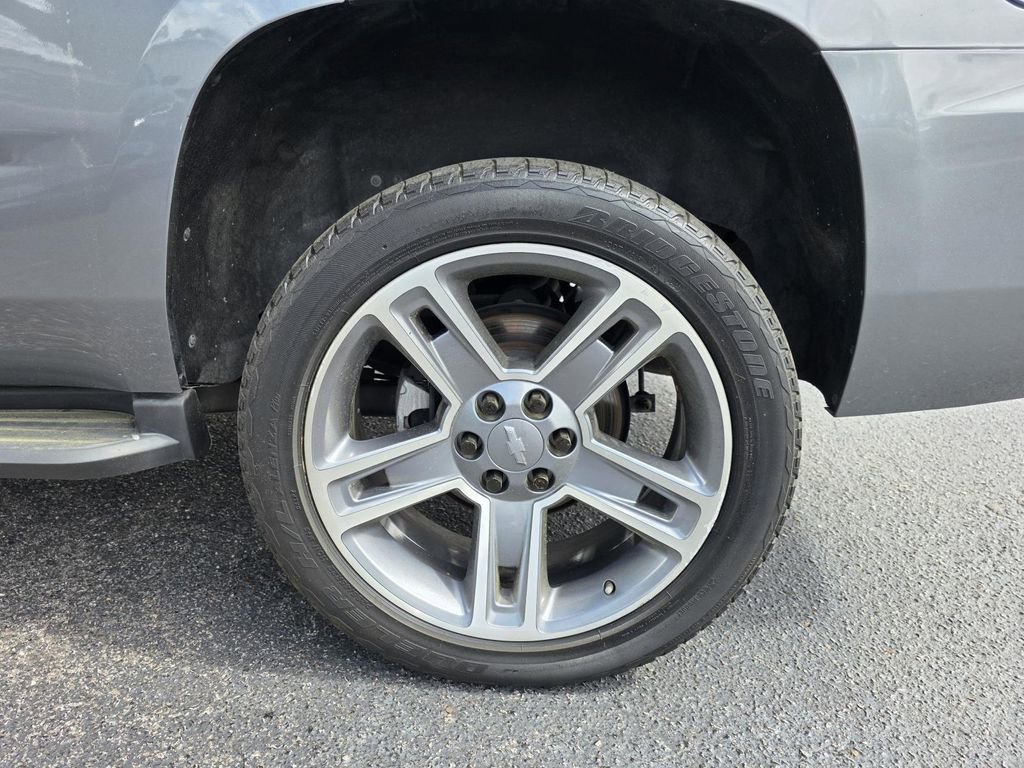 Used 2020 Chevrolet Tahoe LT w/ Luxury Package image 11