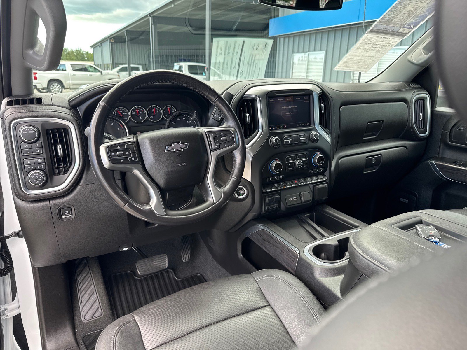 Used 2021 Chevrolet Silverado 3500 LTZ w/ LTZ Plus Package AWD/4WD image 11
