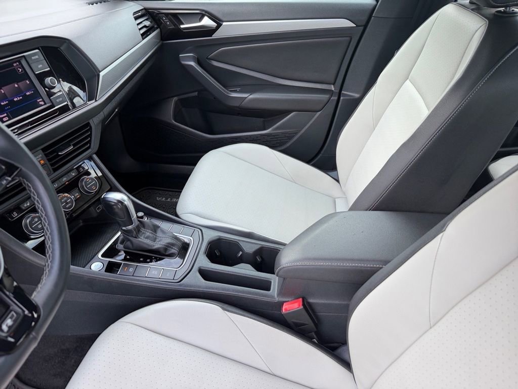 Used 2019 Volkswagen Jetta R-Line FWD image 12
