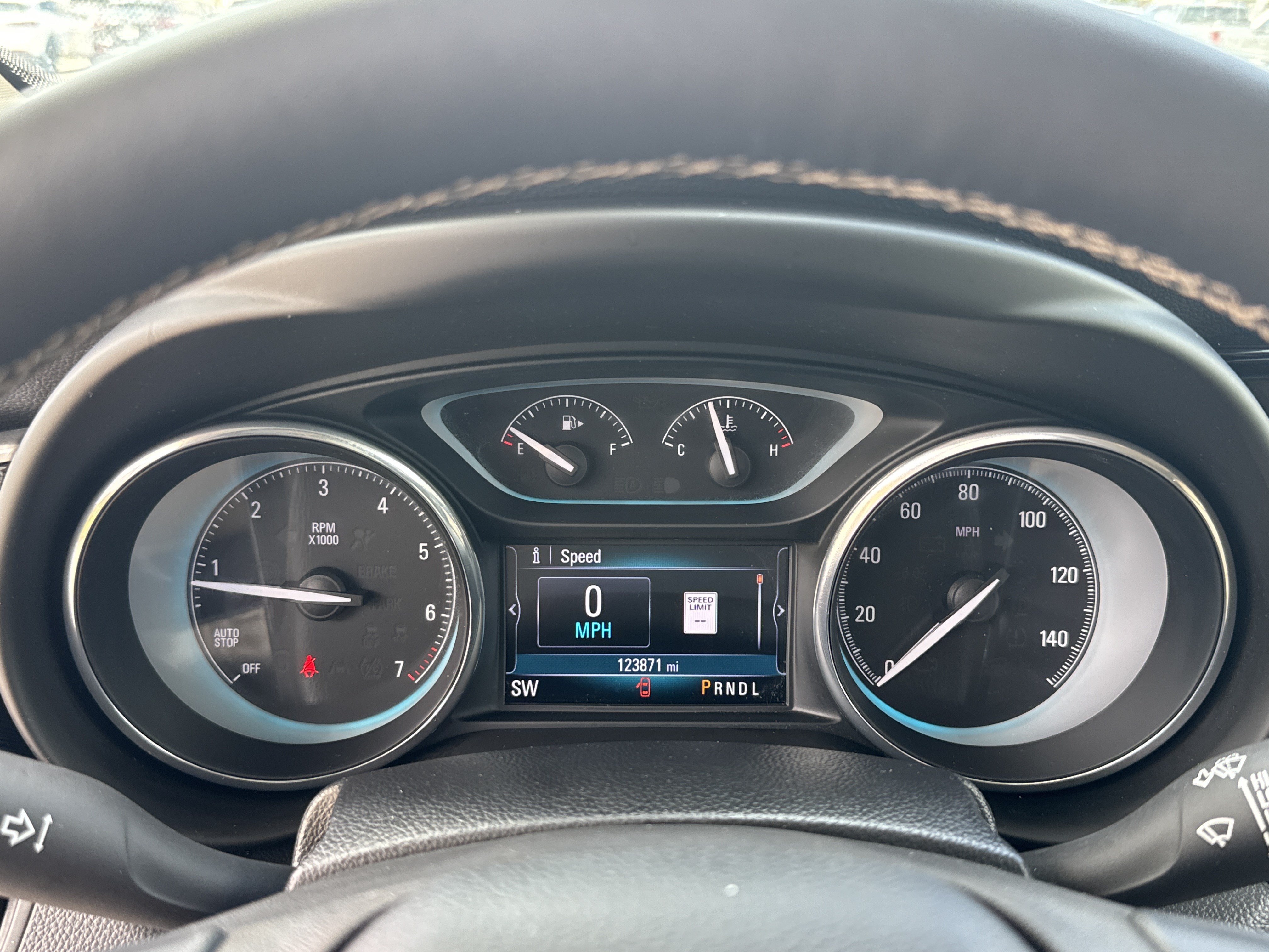 Used 2017 Buick Envision Essence FWD image 21