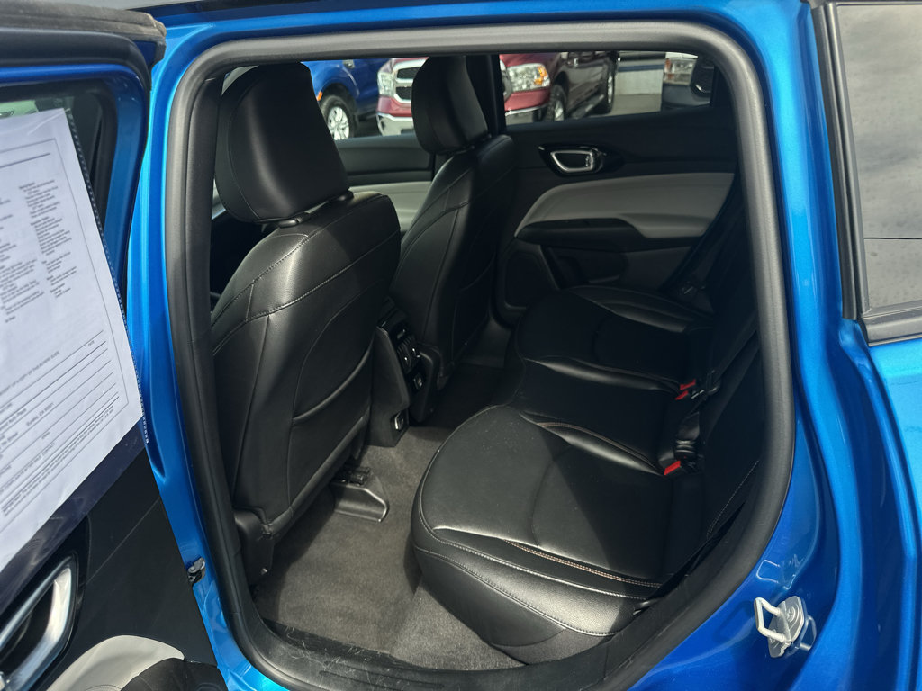 Used 2024 Jeep Compass Limited AWD/4WD image 13