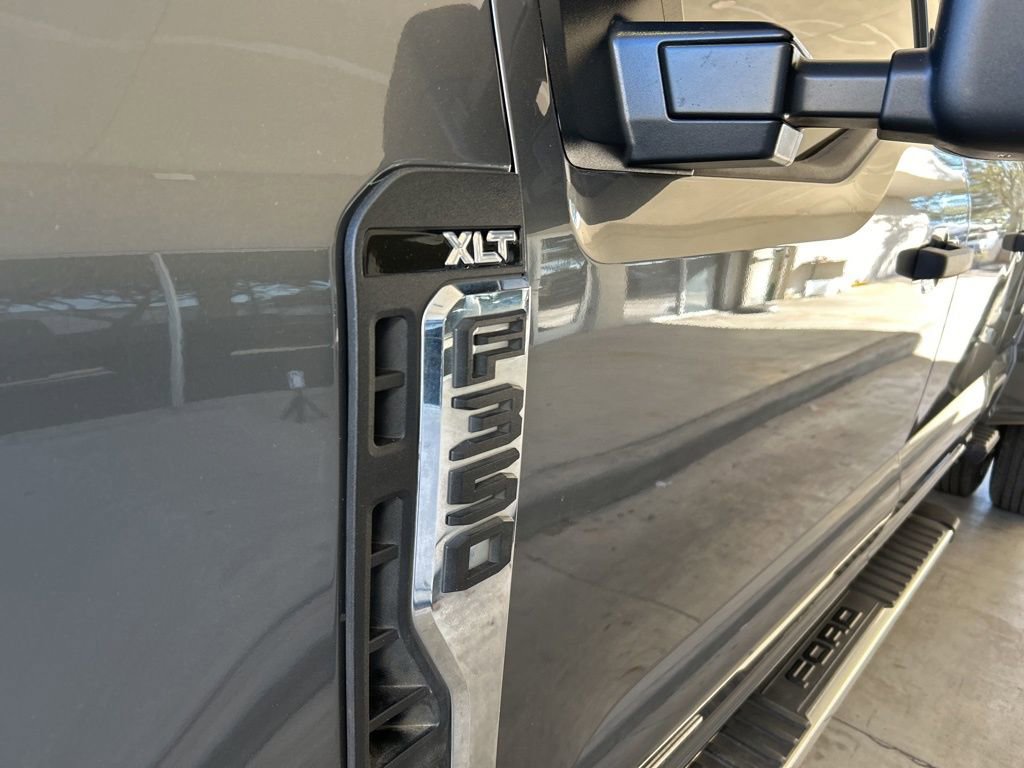 Used 2024 Ford F350 XLT w/ Camper Package image 13