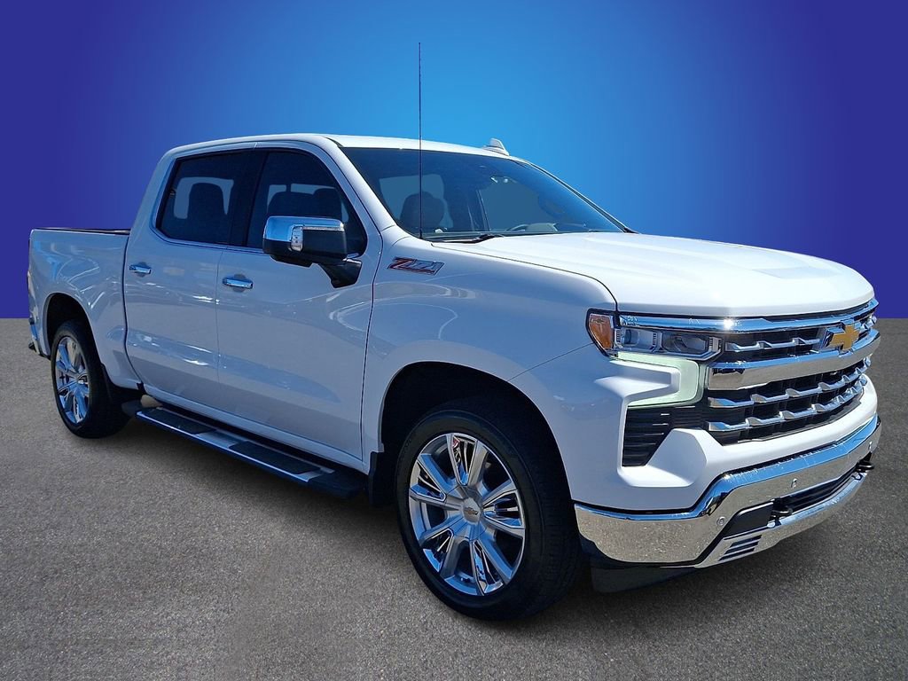 Used 2025 Chevrolet Silverado 1500 LTZ w/ LTZ Premium Package image 3