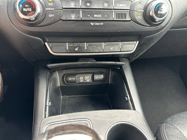 Used 2017 Kia Sorento AWD w/ LX Convenience Package image 35