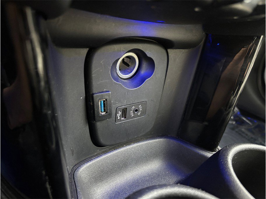 Used 2018 MINI Cooper S image 31