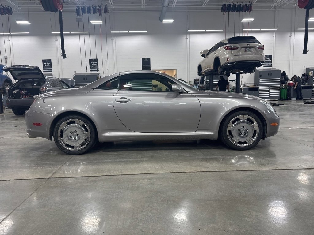 Used 2002 Lexus SC 430 Convertible image 23