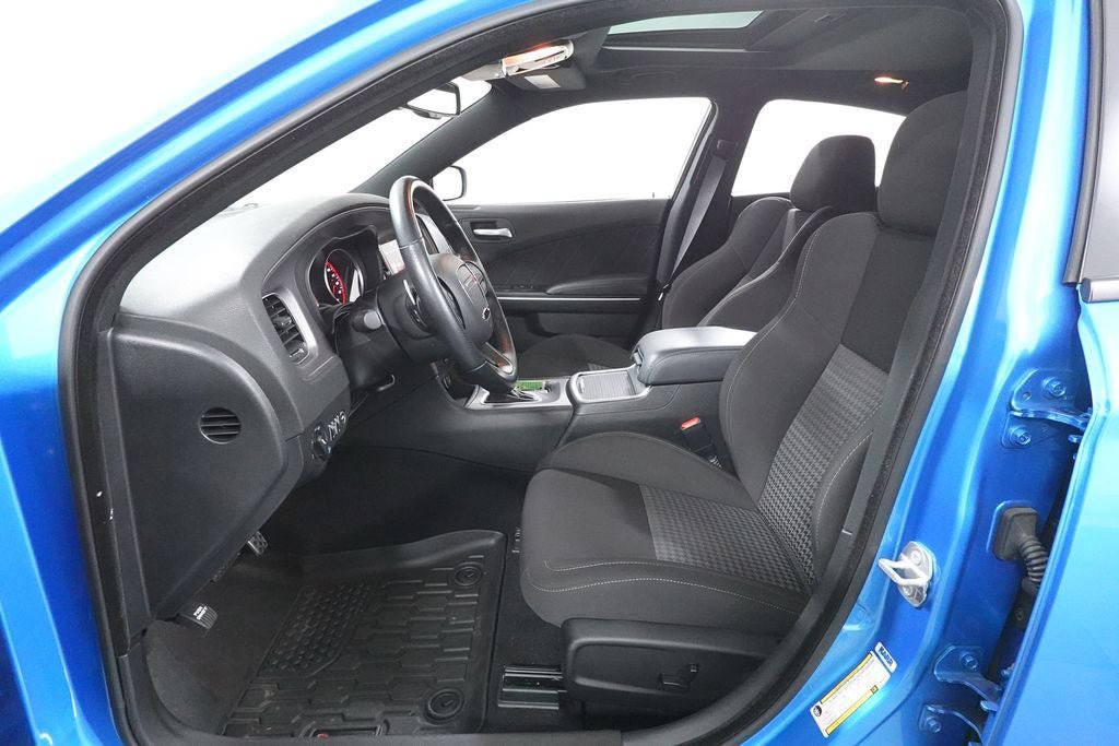Used 2023 Dodge Charger Scat Pack w/ Harman/Kardon Audio Group RWD image 25