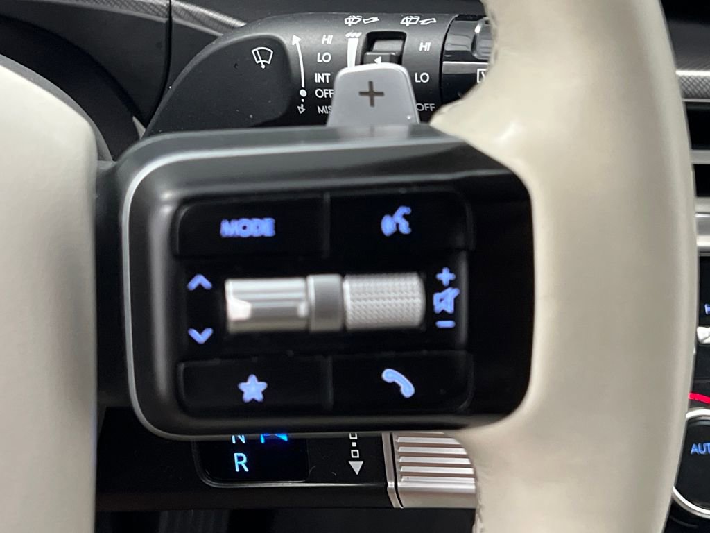 Used 2025 Hyundai Santa Fe SEL image 49