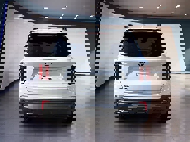 Certified 2025 Kia Sorento X-Line EX image 4