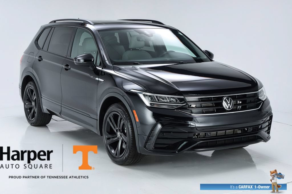 Used 2024 Volkswagen Tiguan SE R-Line FWD image 15