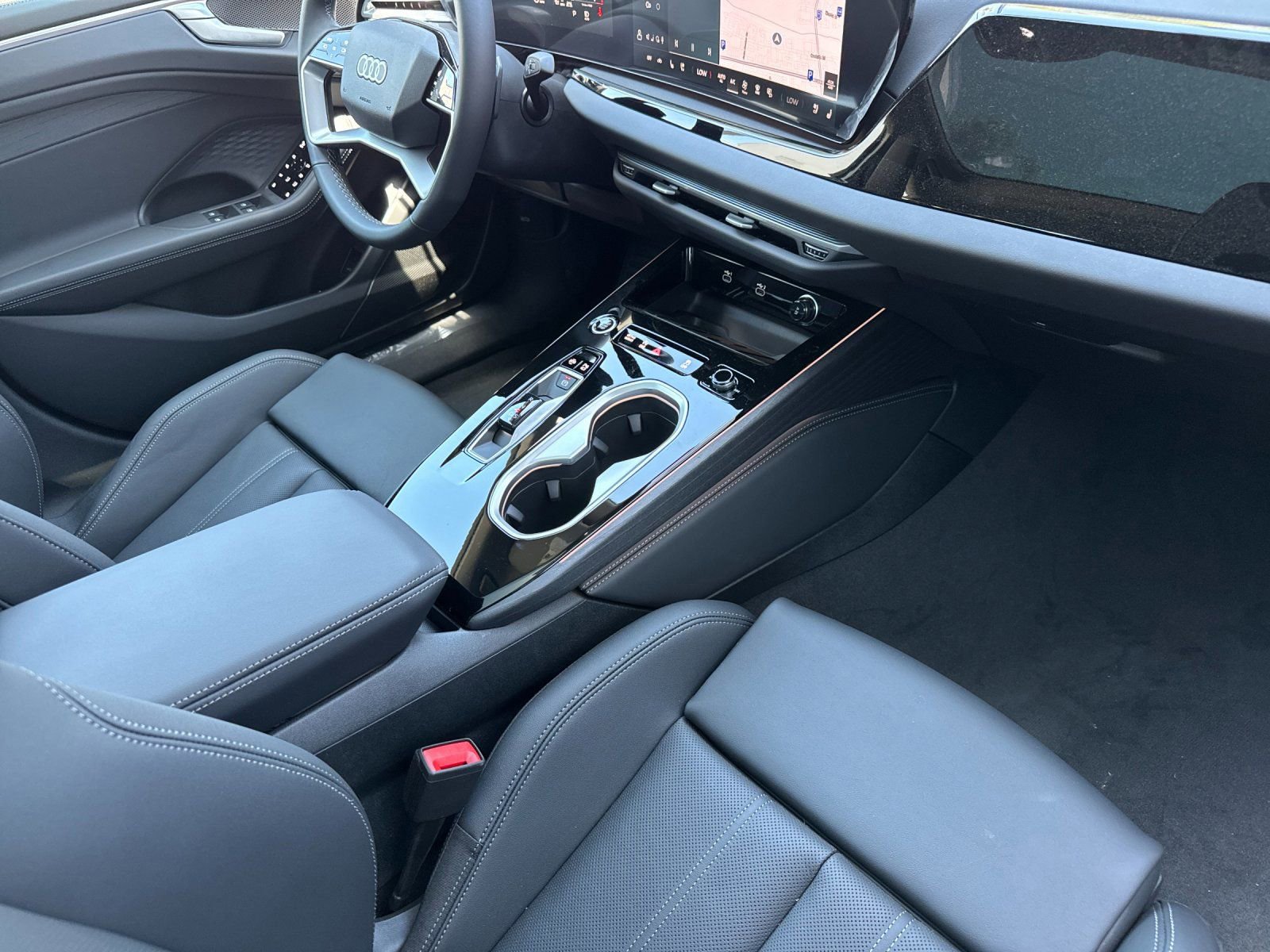 New 2026 Audi A6 Premium Plus AWD/4WD image 12