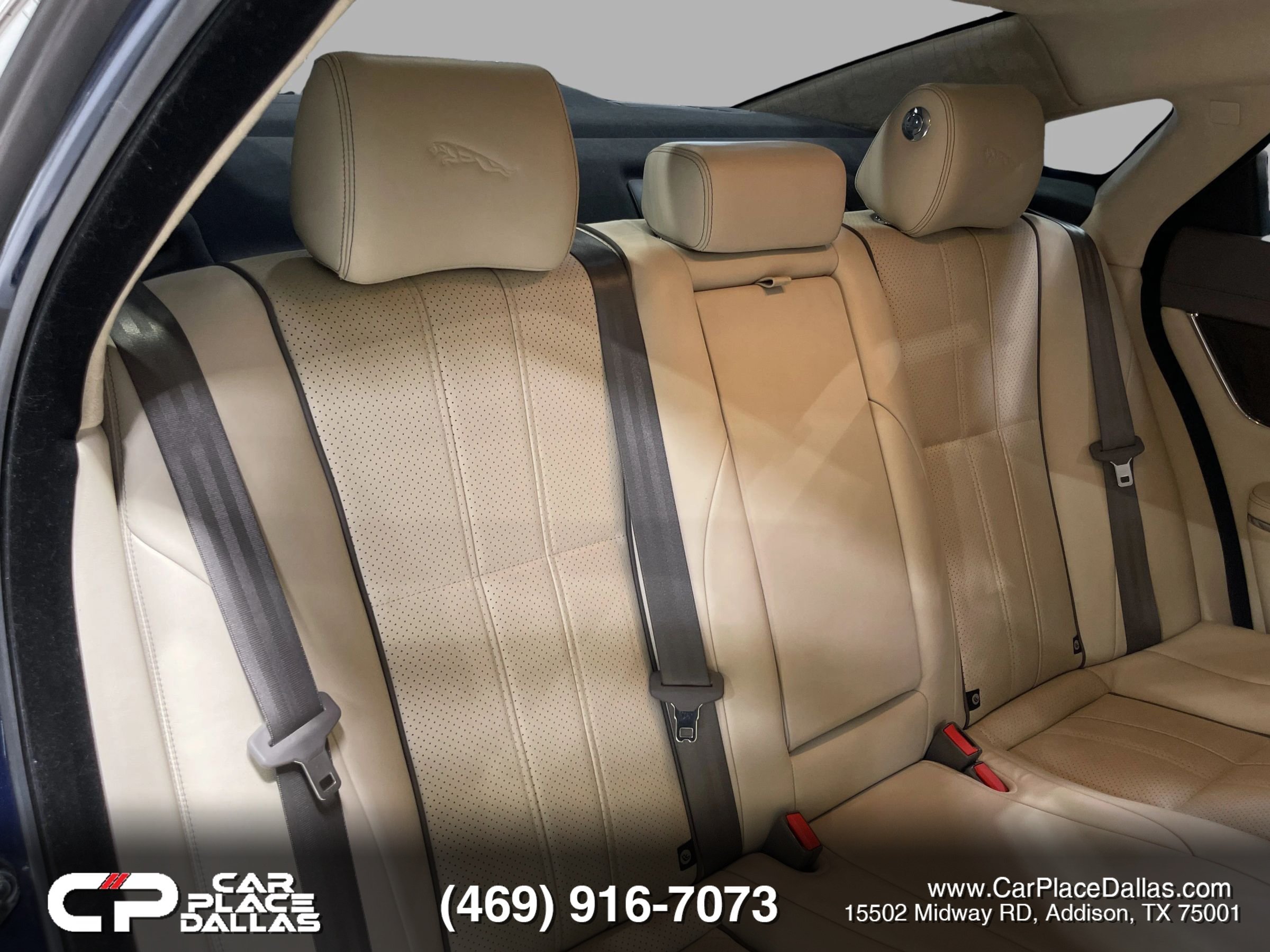 Used 2013 Jaguar XJ L Portfolio RWD image 28