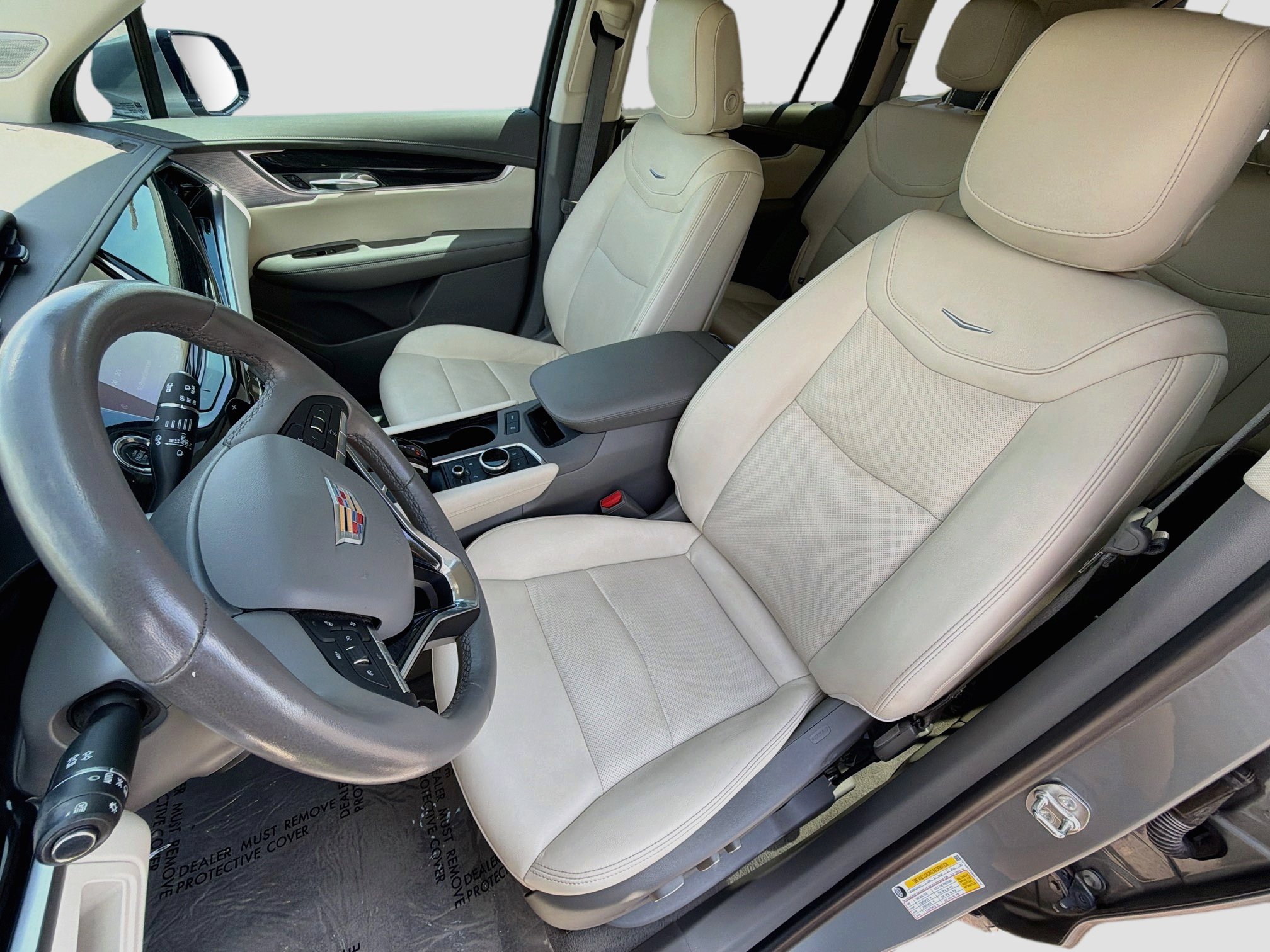 Certified 2024 Cadillac XT6 Premium Luxury w/ LPO, Floor Liner Package FWD image 22