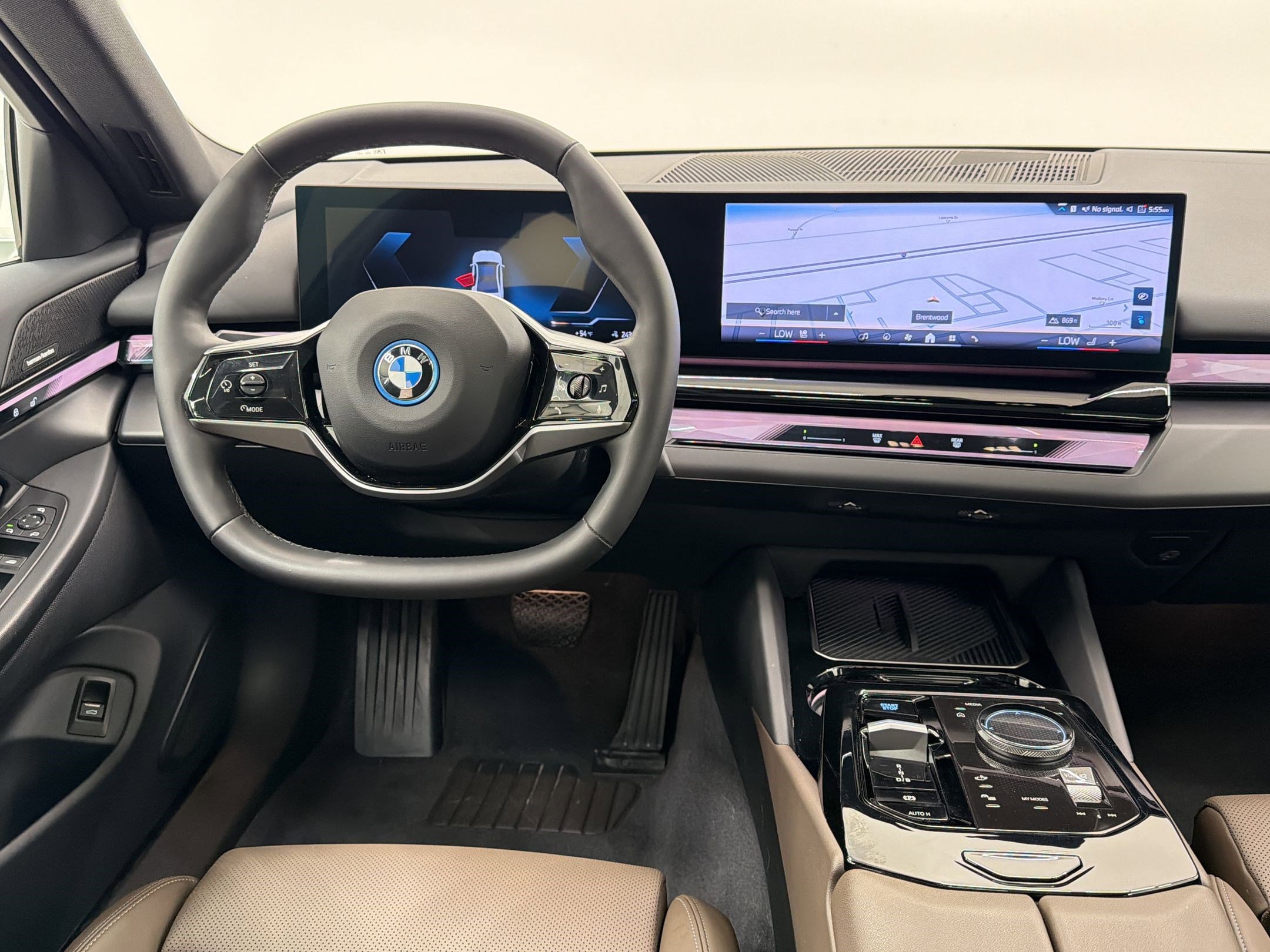 Certified 2024 BMW i5 eDrive40i w/ M Sport Package image 27