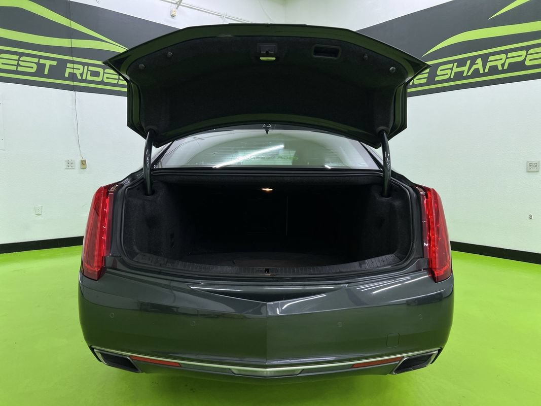 Used 2013 Cadillac XTS Luxury w/ Driver Awareness Package FWD image 9