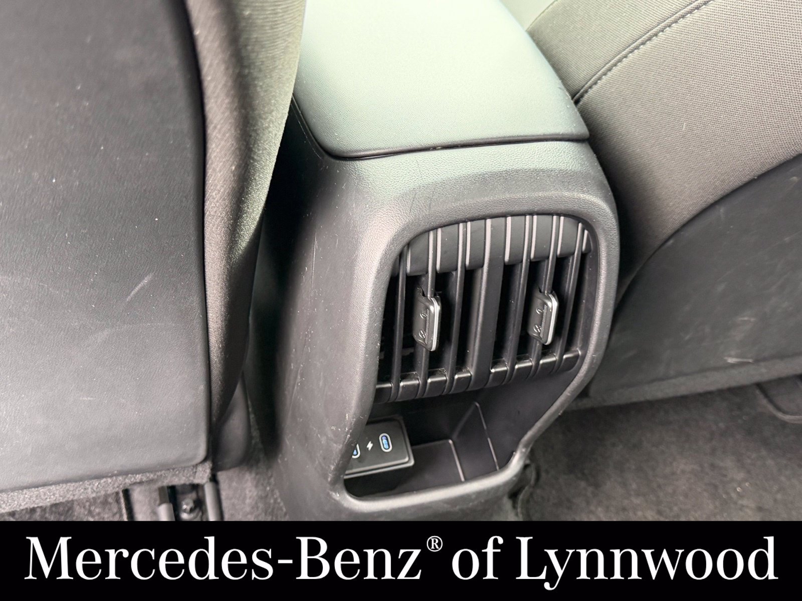 Used 2024 Hyundai Kona SEL AWD/4WD image 17