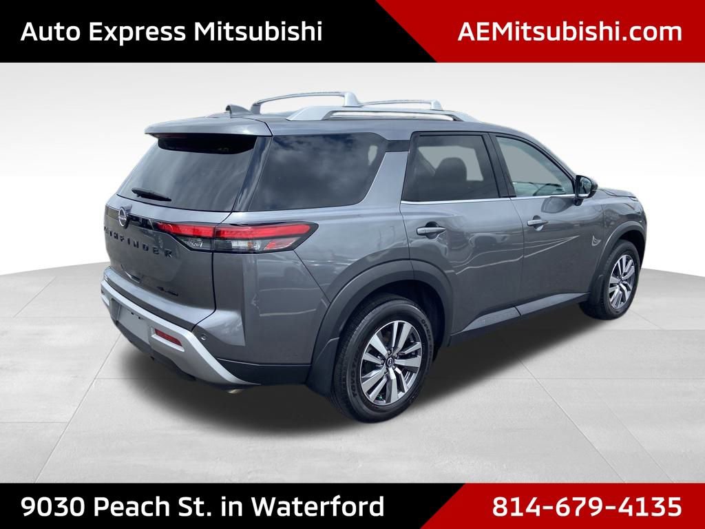 Used 2023 Nissan Pathfinder SL w/ Lighting Package (N92) image 7