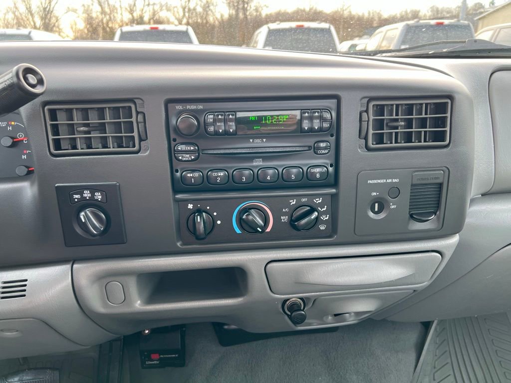 Used 2004 Ford F350 XLT image 20