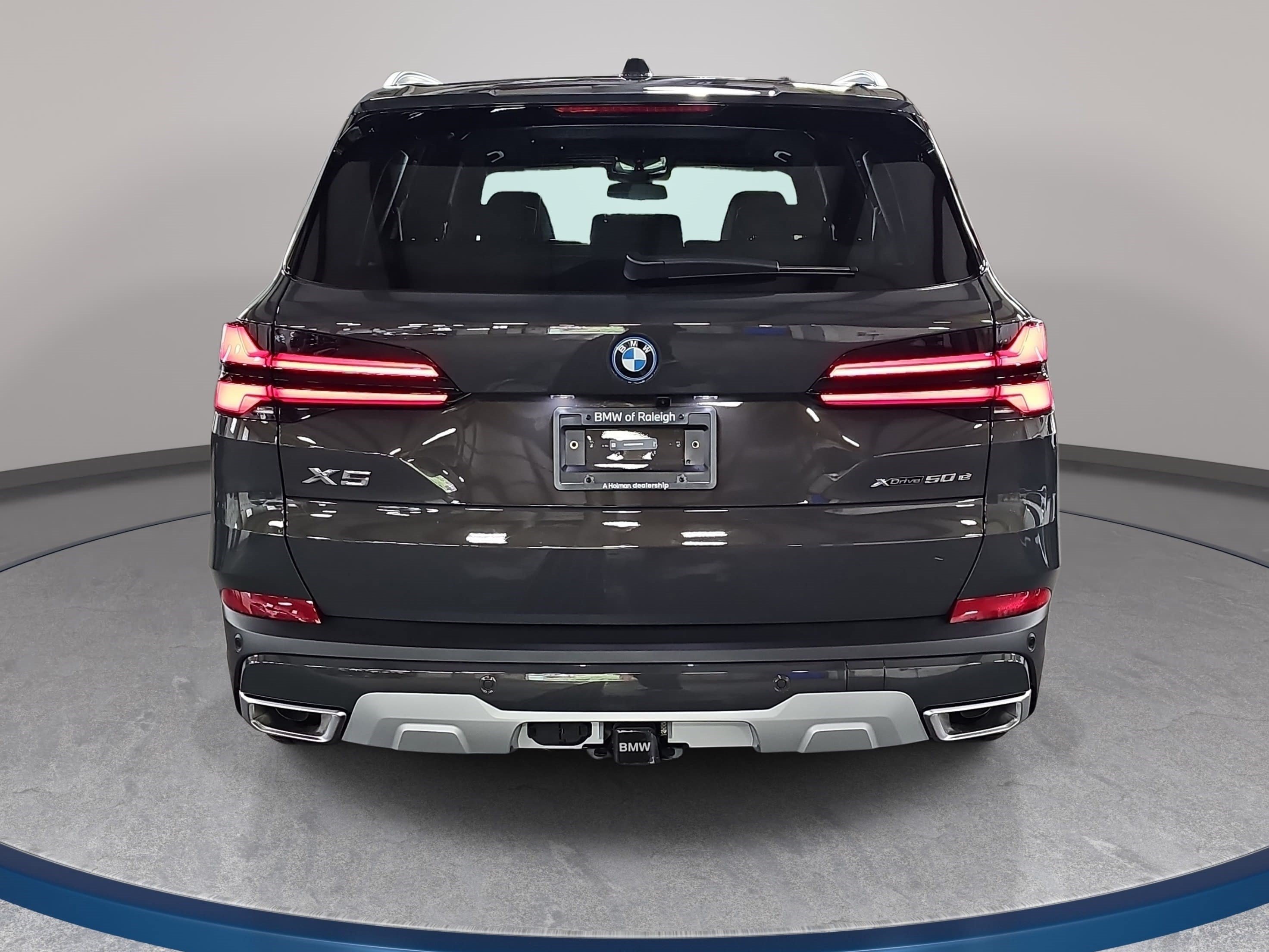 New 2026 BMW X5 xDrive50e w/ Climate Comfort Package image 6