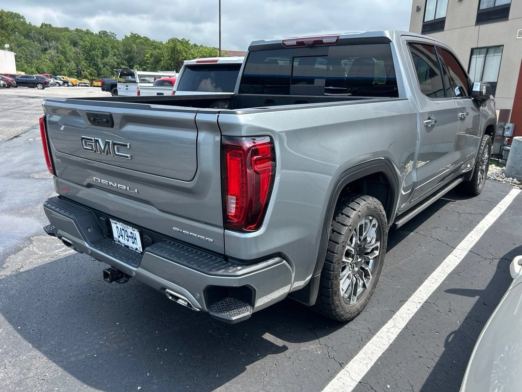 Used 2024 GMC Sierra 1500 Denali Ultimate AWD/4WD image 4