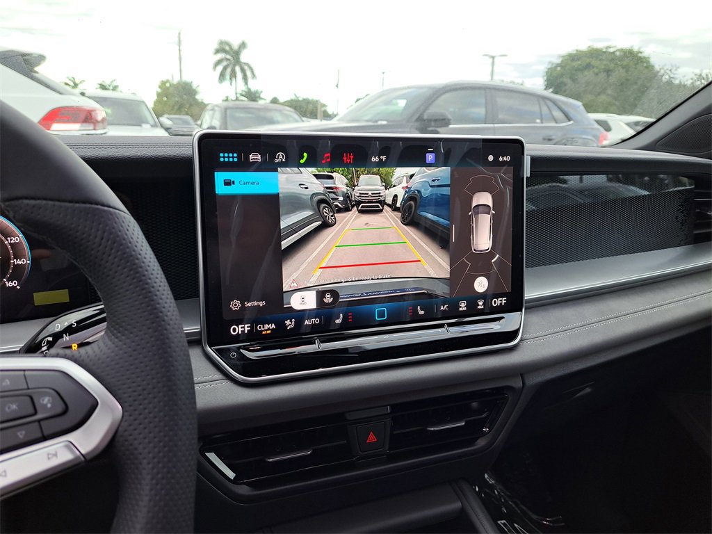 New 2026 Volkswagen Tiguan SE R-Line image 12