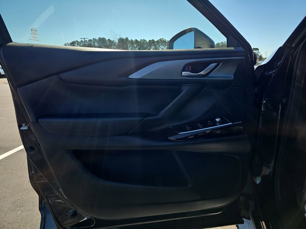 Used 2023 MAZDA CX-9 Touring image 32