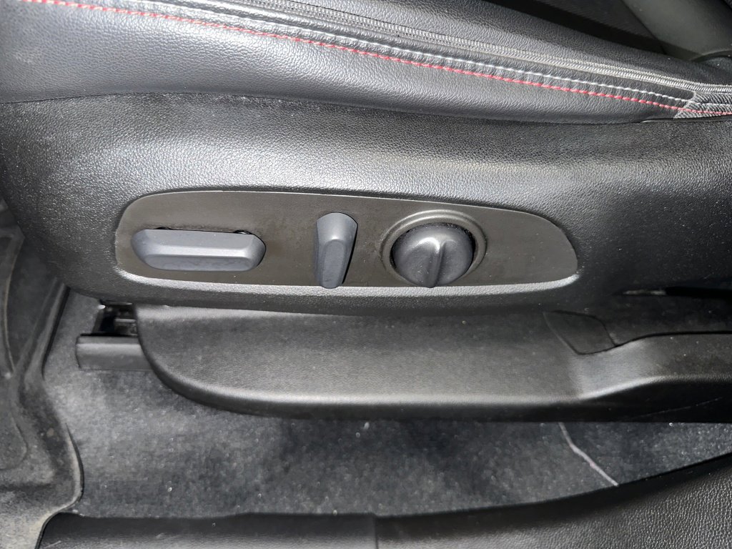 Certified 2022 Chevrolet Traverse RS image 3