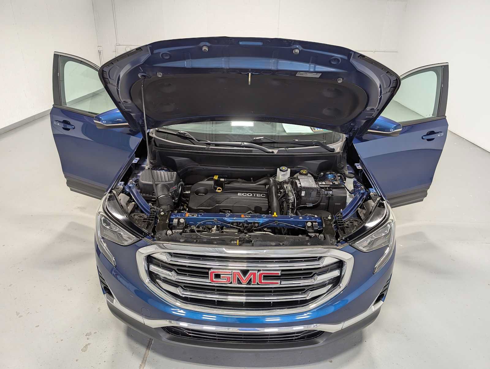 Used 2020 GMC Terrain SLT w/ Preferred Package AWD/4WD image 13