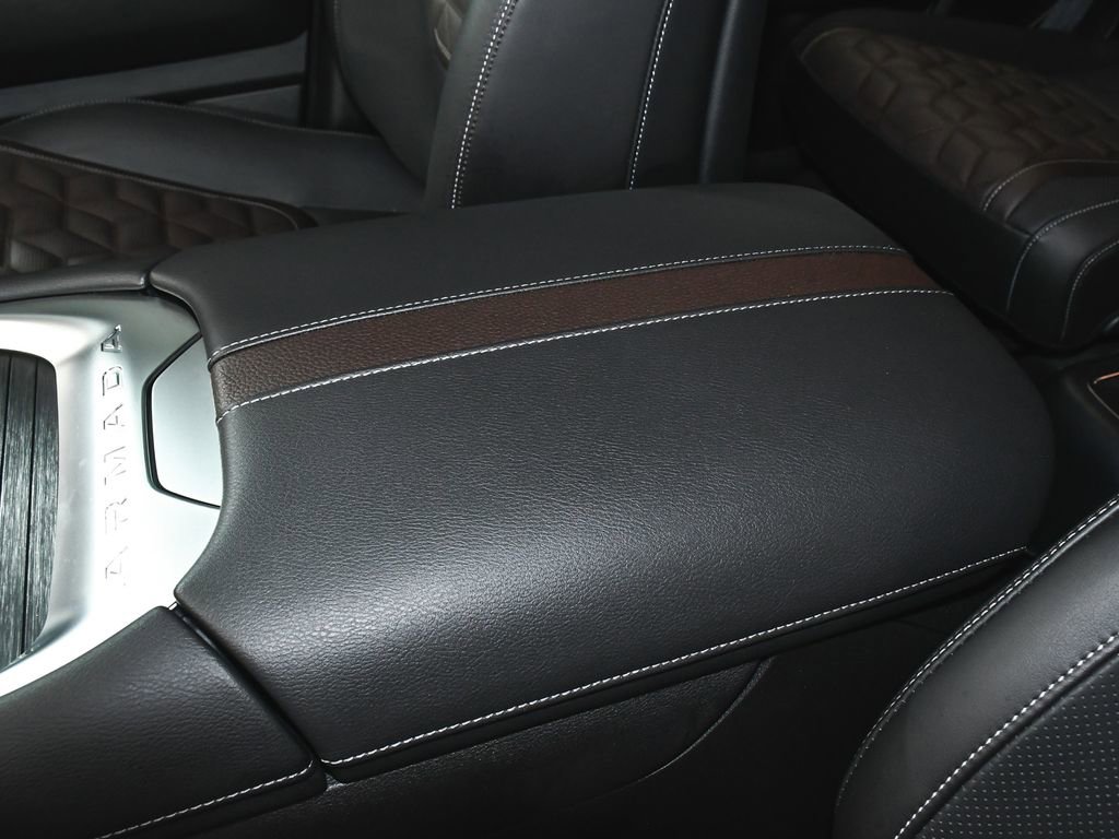 Used 2025 Nissan Armada Platinum Reserve AWD/4WD image 45