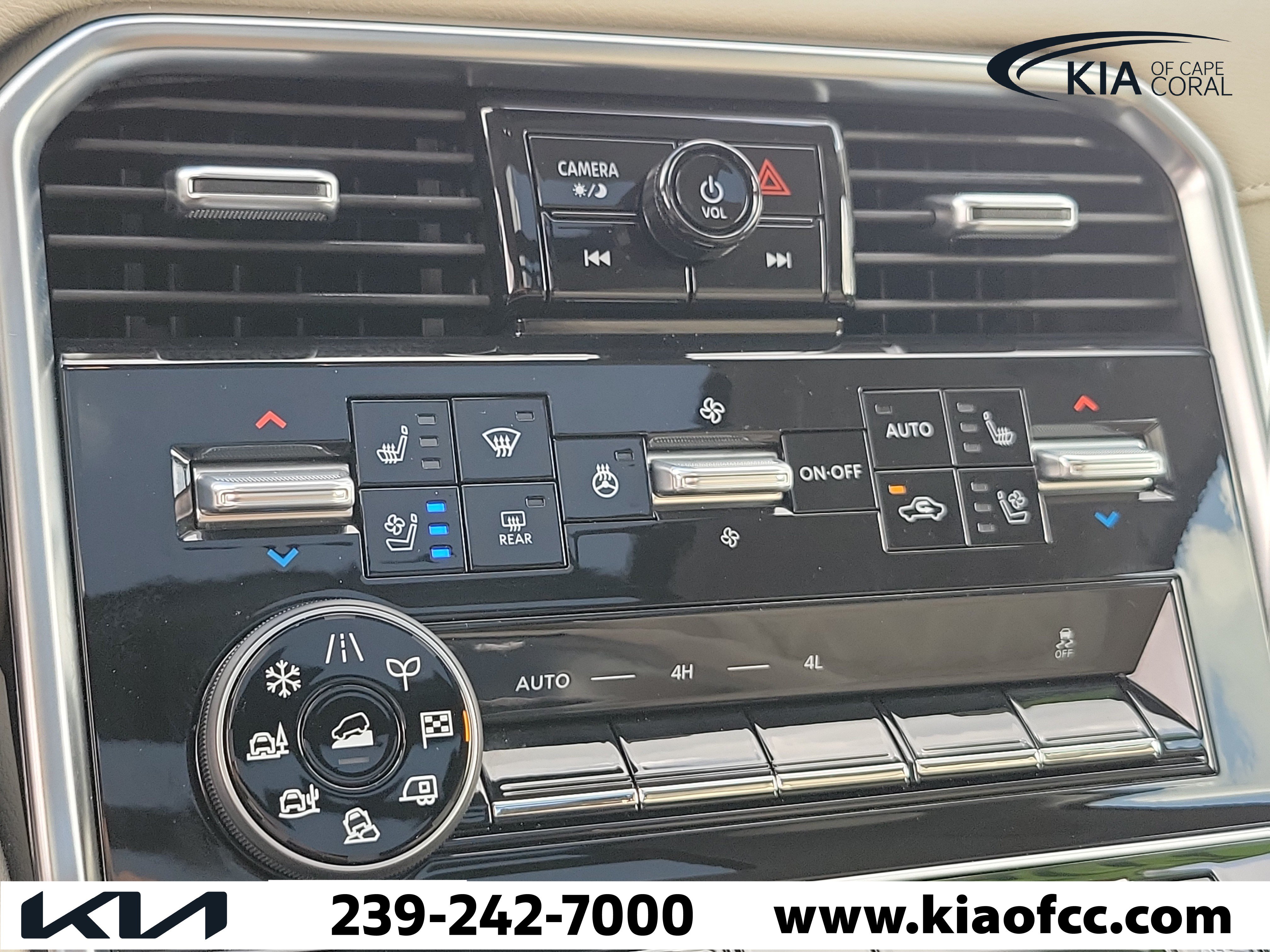 Used 2025 Nissan Armada Platinum AWD/4WD image 29