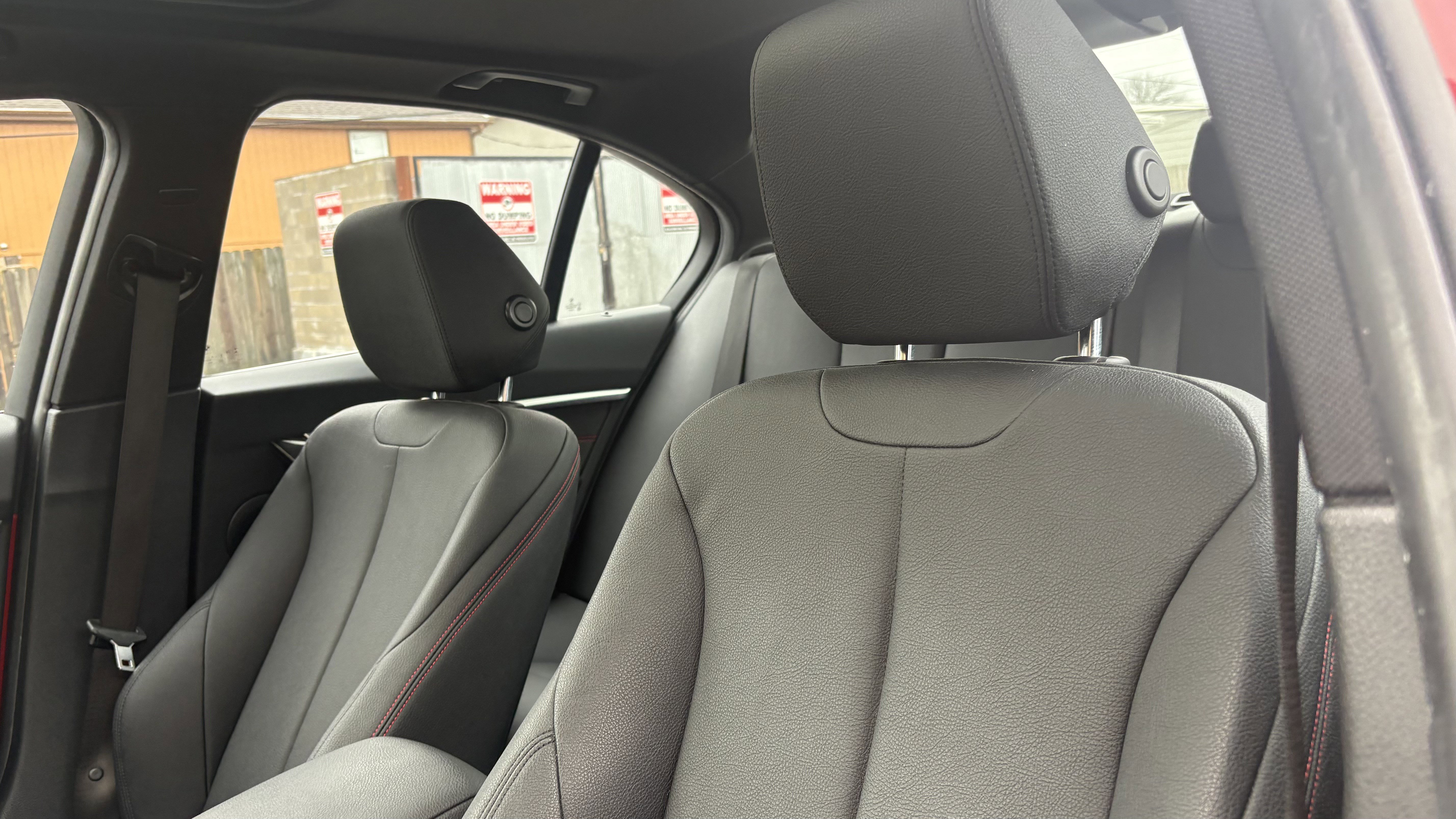 Used 2018 BMW 330i xDrive Sedan image 18