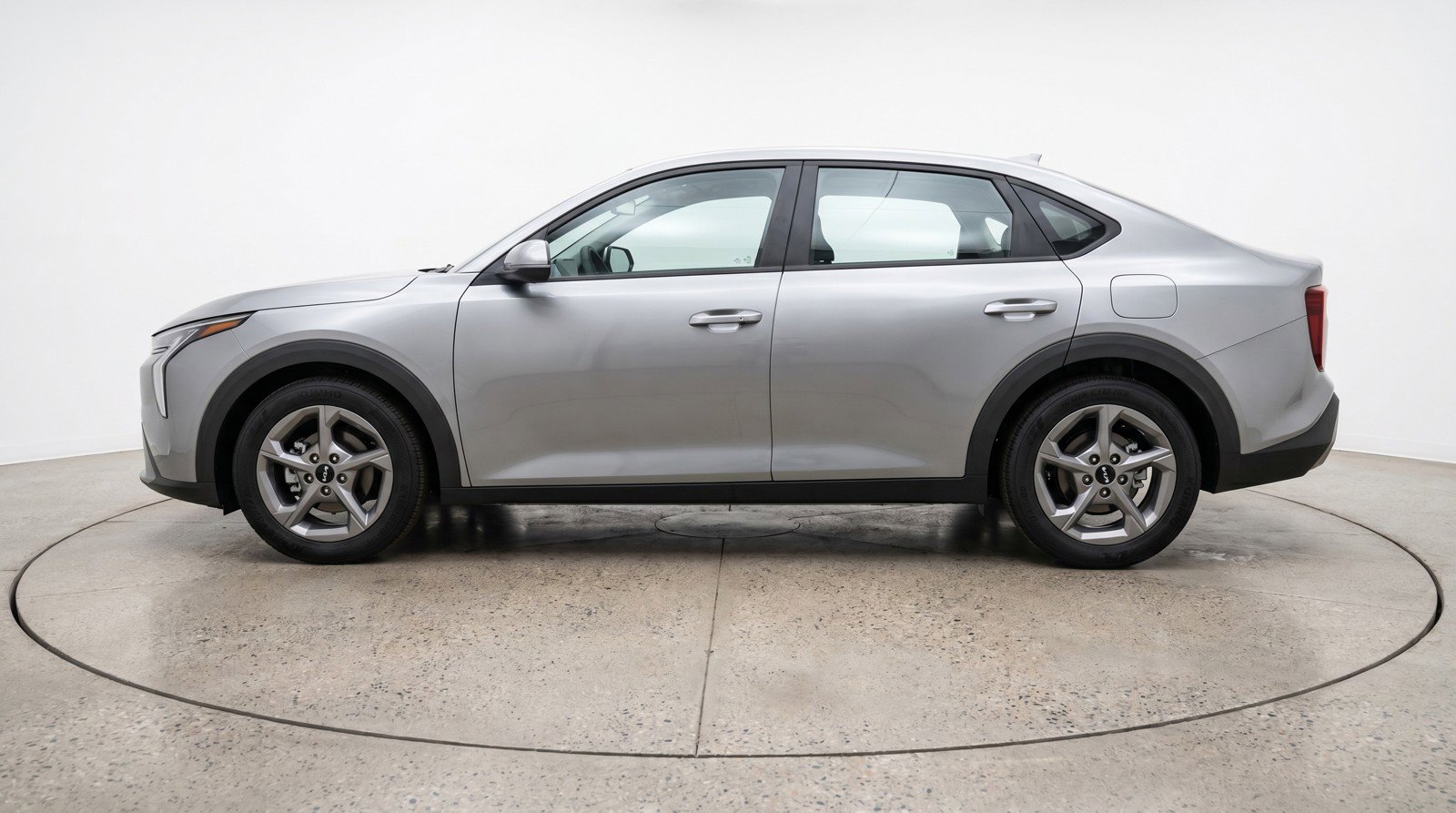 Used 2025 Kia K4 LXS FWD image 5