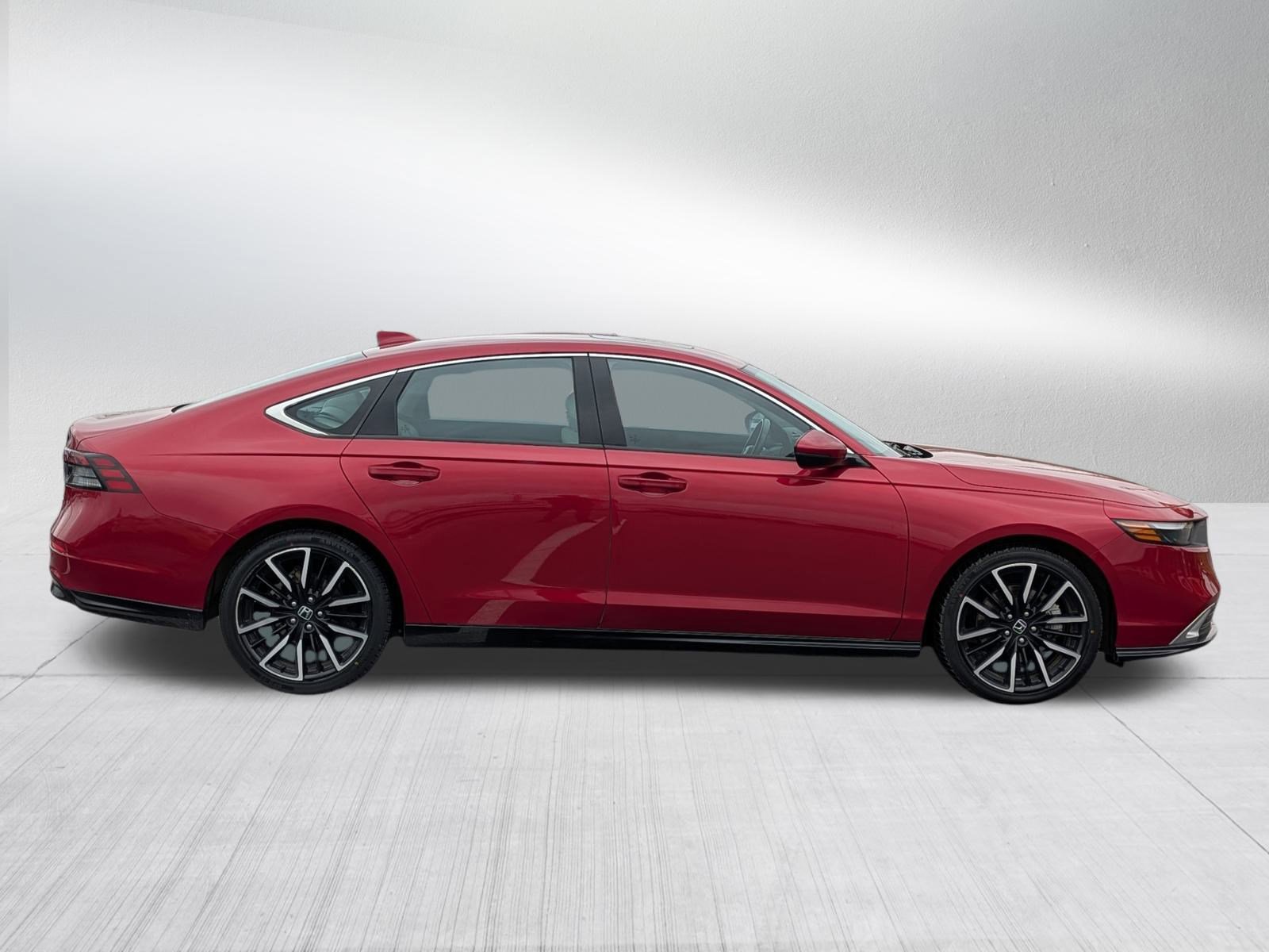 Used 2023 Honda Accord Touring image 8
