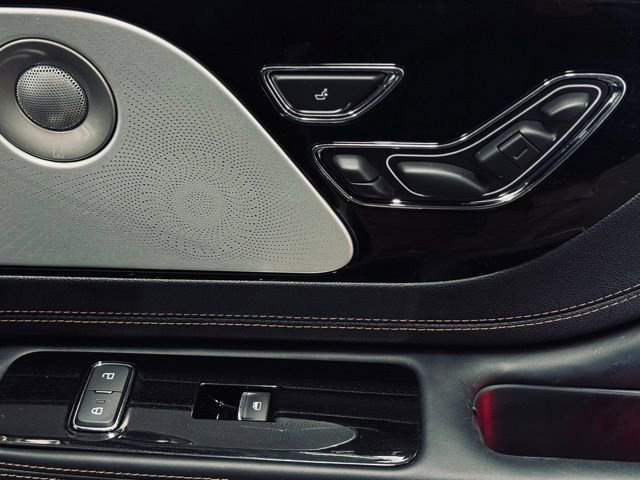 Certified 2025 Lincoln Aviator Black Label image 19