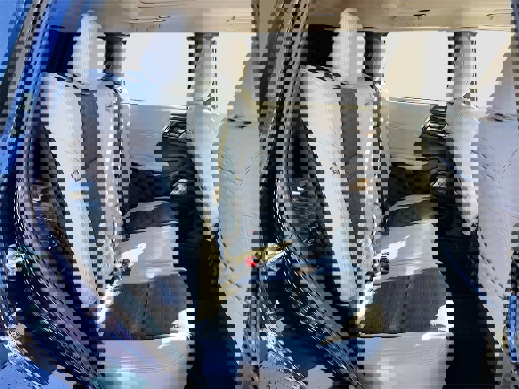 New 2025 Mitsubishi Outlander SE image 29