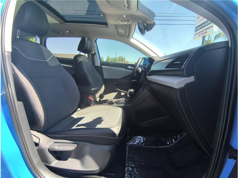 Used 2023 Volkswagen Taos SE FWD image 14