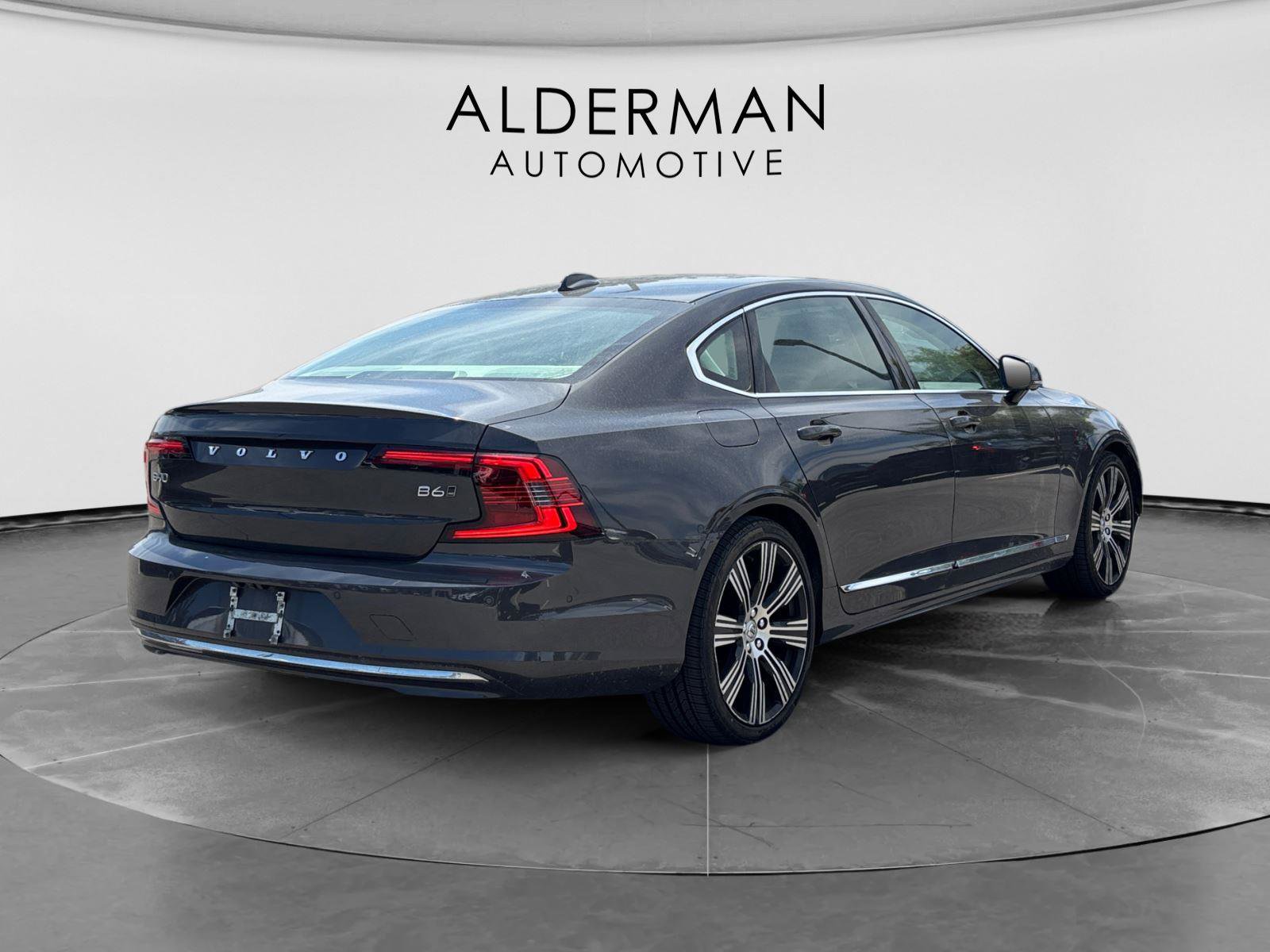 Used 2023 Volvo S90 B6 Ultimate w/ Protection Package AWD/4WD image 5