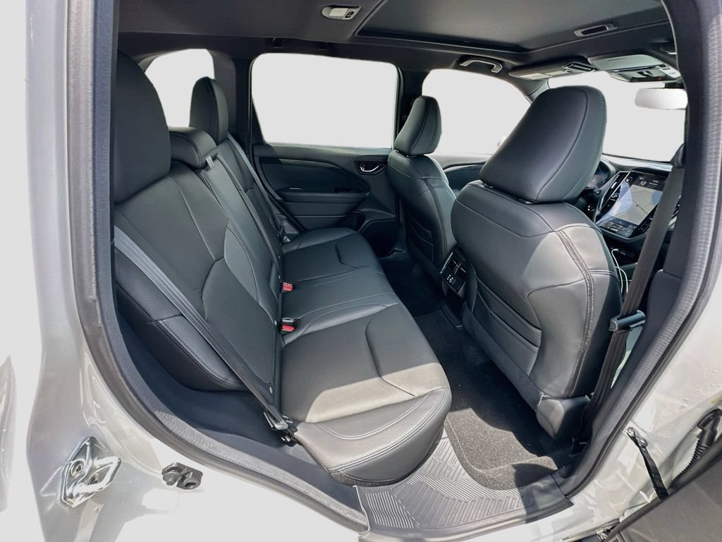 New 2026 Subaru Forester Limited AWD/4WD image 24