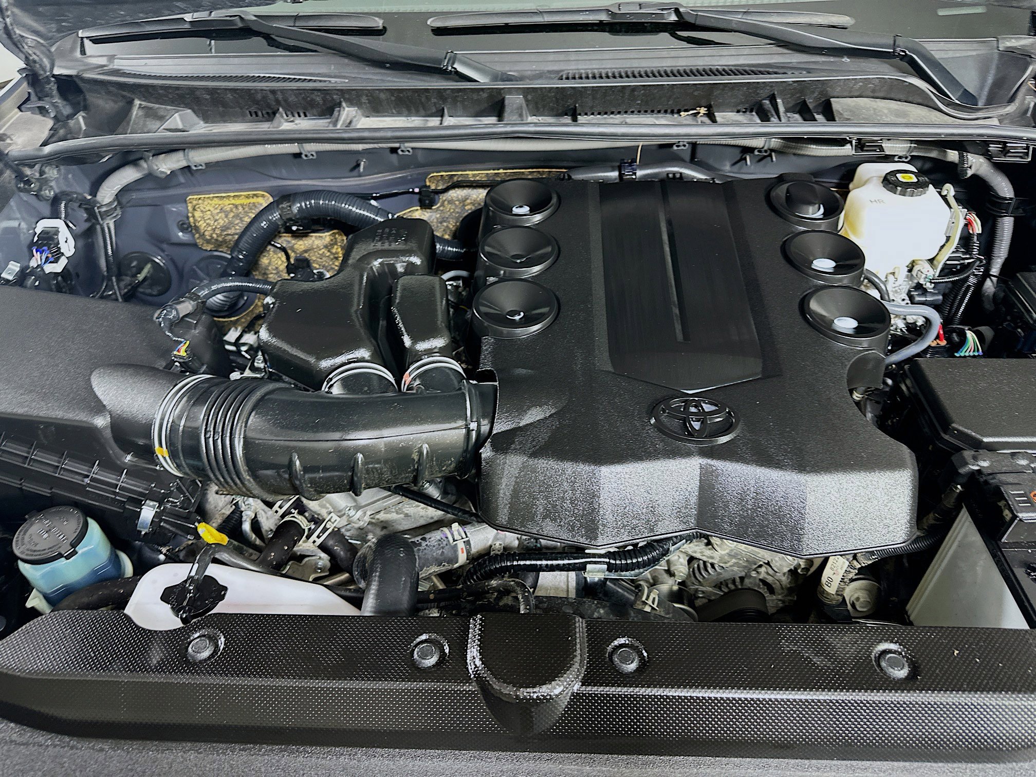 Used 2024 Toyota 4Runner TRD Off-Road Premium image 32