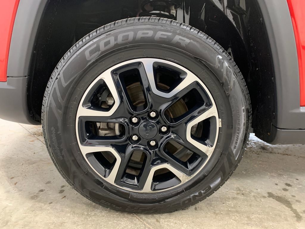 Used 2019 Jeep Compass Trailhawk image 18