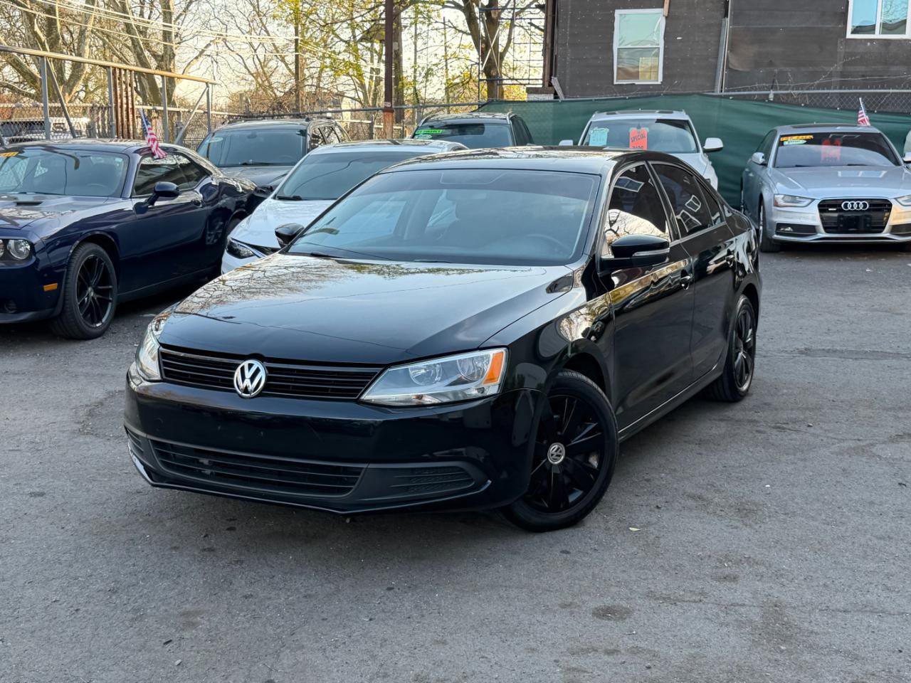 Used 2014 Volkswagen Jetta SE FWD image 3