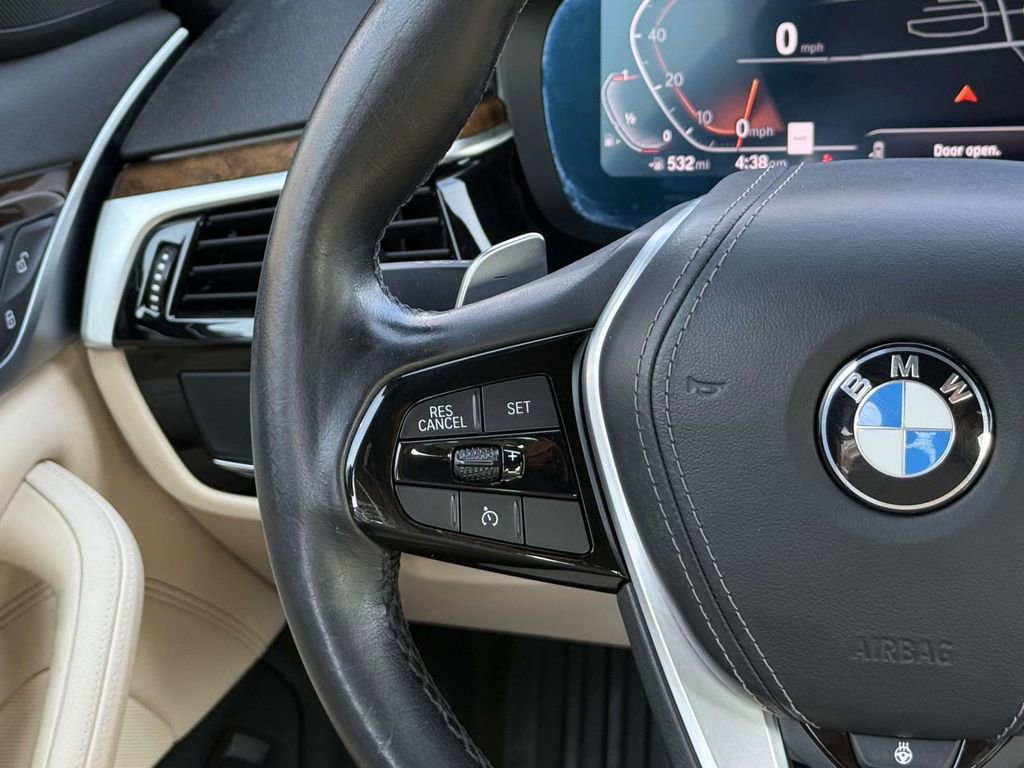Used 2020 BMW 530i xDrive w/ Convenience Package image 21